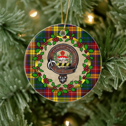 Décoration En Céramique Badge de clan Buchanan & Noël Tartan Personnalisé (Arbre)