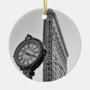 Décoration En Céramique Bâtiment Flatiron et horloge en noir et blanc #2