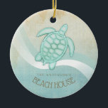 Décoration En Céramique Beach House Tortue nautique Aqua Blue ID623<br><div class="desc">Ce produit aux couleurs douces de la mer et du sable vous permet d'ajouter facilement votre nom et votre texte en utilisant le modèle fourni. L'image simple de tortue sur un arrière - plan d'aquarelle en détresse est mise en évidence par un accent de vague en aqua et blanc. Si...</div>