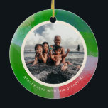 Décoration En Céramique Cadre peint vert et rouge Deux photos<br><div class="desc">Personnalisez cet ornement en céramique avec deux de vos meilleures photos et texte personnalisé et offrez un cadeau artistique et moderne de décoration de Noël à ceux qui vous sont chers ou gardez pour vous souvenir d'un moment spécial dans le temps ou une personne spéciale dans votre vie. Chaque côté...</div>