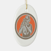 Décoration En Céramique Cameraman métallique tenant la caméra vidéo Circ (Droite)