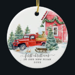 Décoration En Céramique Camion rouge vintage | Premier Noël Nouveau foyer<br><div class="desc">Déménager dans votre première maison est une grosse affaire. Un nouvel ornement fait le cadeau parfait pour marquer cette étape. Un nouvel ornement de maison est également une idée de cadeau de grand immobilier pour les clients. Ajoutez votre libellé personnalisé à cette conception à l'aide des cases "Modifier ce modèle...</div>