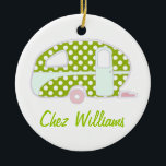 Décoration En Céramique Caravane de conception rétro personnalisée<br><div class="desc">Voir la gamme complète de 25 caravanes rétro par Trina Esquivelzeta @SurfaceHug sur divers autres produits de la collection ci-dessous.</div>