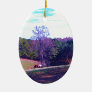 Décoration En Céramique Cheval éloigné dans un champ violet