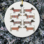 Décoration En Céramique Chien de saucisse Dachshund<br><div class="desc">Mignonne petite saucisse Dachshund ou des chiens édulcorés en tricot laineux. Parfait pour les amoureux de les chiens et les promeneurs de chiens.</div>