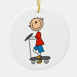 Décoration En Céramique Chiffre garçon de bâton sur le scooter