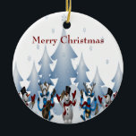 Décoration En Céramique Christmas Cute Snowman et Reindeer Band<br><div class="desc">De beaux ornements de Noël parfaits pour votre arbre ou en cadeau. L'ornement de Noël est orné d'un arrière - plan blanc avec un joli groupe de bonhomme de neige et de rennes qui joue devant les arbres bleus de Noël avec la neige qui tombe. Tous nos produits peuvent être...</div>