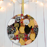 Décoration En Céramique Collage de poulets amusants tirés à la main<br><div class="desc">Caricature dessinée à la main,  poulets ornement de Noël. Cela fait un grand cadeau pour un amateur de poulet ou quelqu'un avec des poulets jardins.</div>