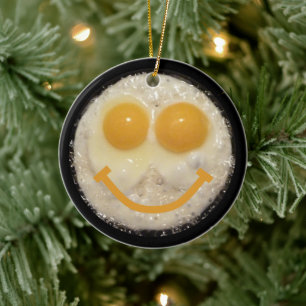 Décoration En Céramique Deux oeufs dans la poêle à frire avec sourire