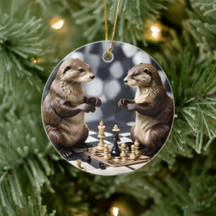 Décoration En Céramique Deux Otters Jouant Aux Échecs,