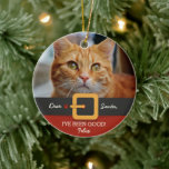 Décoration En Céramique Drôle Noël Père Noël Chat Photo et Nom Personnalis<br><div class="desc">Célébrez votre chat et la saison des Fêtes avec ce joli ornement d'arbre de Noël à double face avec la photo de votre chaton placée au-dessus de la ceinture de Père Noël et du costume rouge. Ajoutez votre texte personnalisé et le nom du chat pour personnaliser. Un saké de vacances...</div>