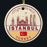 Décoration En Céramique Emblème Skyline Istanbul Turquie<br><div class="desc">Design d'art minimaliste et coloré d'Istanbul avec monuments et monuments de la ville en Turquie.</div>