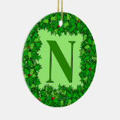 Décoration En Céramique Emerald Green Holly Wreath Personnalisé (Droite)