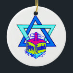 Décoration En Céramique Étoile de David de Hanoukka<br><div class="desc">Étoile de David heureuse de Hanoukka avec un dreidel qui indique "Chanukah heureux" célébrant l'amusement et la joie juifs de vacances.</div>