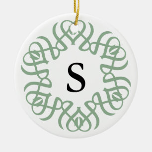 Décoration En Céramique Famille de monogramme floral vert sauge élégant
