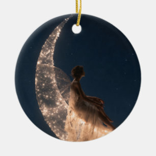 Décoration En Céramique Fée éthérée assise sur un croissant de lune brilla