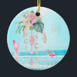 Décoration En Céramique Flamant rose Jewel Beach Floral Plutôt<br><div class="desc">Bouquet fleuri au sommet de jolis bijoux aux étoiles scintillantes sur un arrière - plan de bord de mer emblématique. Il y a deux flamants roses emblématiques, l'une portant un collier de bijoux. Tout est équilibré sur une scène océanique arrière - plan pour illuminer le joli design. Un cadeau parfait...</div>
