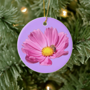 Décoration En Céramique Fleur Rose Vibrante Avec Une Abeille Par Une Journ