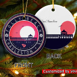 Décoration En Céramique Folly Beach SC Souvenirs Retro Sunset Pier 60s<br><div class="desc">Ce retro Folly Beach Pier de la Caroline du Sud design Vintage fait un grand cadeau de Noël ou d'anniversaire pour les fans de South Carolina Beach. Le design rétro des vibes d'été est un cadeau parfait pour les amateurs de voyage et de destinations tropicales. - Vous pouvez personnaliser le...</div>