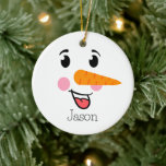 Décoration En Céramique Frosty le visage heureux du Snowman<br><div class="desc">Ce joli visage de bonhomme de neige nous rappelle que la puissance d'un simple sourire peut illuminer même les jours les plus froids,  et le bonheur se trouve dans les endroits les plus inattendus.</div>