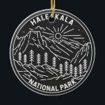 Décoration En Céramique Haleakala National Park Hawaii Vintage Monoline<br><div class="desc">Design de Haleakala monoline. Le parc porte le nom de Haleakalā,  un volcan endormi à l'intérieur de ses limites.</div>