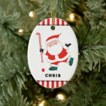 Décoration En Céramique Keepsaké de hockey de campagne personnalisé<br><div class="desc">Design créatif de hockey sur gazon avec Père Noël avec un bâton de hockey sucre de canne. Modifier le texte pour ajouter le nom et l'année.</div>