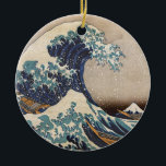 Décoration En Céramique La Grande Vague au large de Kanagawa<br><div class="desc">La Grande Vague au large de Kanagawa est une gravure en bois de l'artiste japonais Hokusai. Il a été publié vers 1830 à la fin de la période Edo.</div>