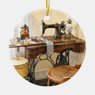 Décoration En Céramique Machine à coudre et carrousel de fil