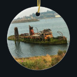 Décoration En Céramique Mary D. Hume, Gold Beach, Oregon<br><div class="desc">Le Mary D. Hume a été construit en 1881 à Gold Beach, en Oregon, par un pionnier nommé R. D. Hume. Il l'a baptisée d'après sa femme et elle a été utilisée à l'origine pour sa conserverie. Le vapeur a également servi de remorqueur, de baleinier et de cargo côtier pendant...</div>