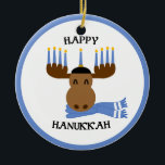 Décoration En Céramique Moosed Happy Hanoukka drôle Hanoukka<br><div class="desc">Cet orignal orignal est décoré pour Hanoukka sur cet ornement drôle qui peut être personnalisé avec N'IMPORTE QUEL message que vous aimez!</div>