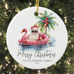 Décoration En Céramique Noël Funny Beach<br><div class="desc">Découvrez l'esprit des vacances avec cet ornement unique de Noël avec un Père Noël détendu en lunettes de soleil, dans un flotteur flamand rose dans l'océan. Parfait pour ajouter une ambiance de plage à votre sapin de Noël, cet ornement est idéal pour ceux qui vivent dans des endroits tropicaux comme...</div>