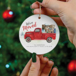 Décoration En Céramique Nous avons déplacé le changement d'adresse Faire-p<br><div class="desc">Cette aquarelle vintage classique camion rouge nous avons déplacé ornement de Noël faire-part vous pouvez facilement customiser en cliquant sur le bouton "Personnaliser".</div>