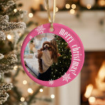 Décoration En Céramique parties scintillant de Noël rose Retro 2025 Photo<br><div class="desc">Célébrez la saison avec notre Carte photo de Parties scintillant de Noël Pink Retro ! Doté d'un design photo familial avec un arrière - plan festif de flocon blanc, une police rétro et un message de parties scintillant personnalisé au dos, cette carte ajoute une touche de brillant et de charme...</div>