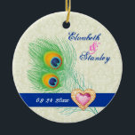 Décoration En Céramique Peacock plumes bijou coeur mariage Enregistrer la<br><div class="desc">Mariage de coeur de bijoux en plumes de paon Save the Date, avec une élégante plume de paon en chaux et vert émeraude, bleu, turquoise et orange, une bande bleue et une illustration d'un diamant de bijoux en coeur rose avec contour en or avec strass sur arrière - plan damassé...</div>