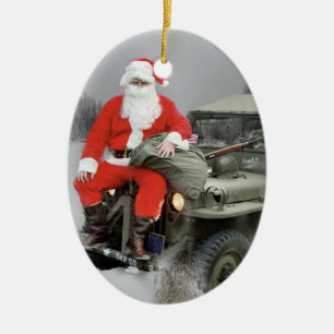 Décoration En Céramique Père Noël et le camion 4x4 de 2ÈME GUERRE MONDI