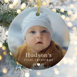Décoration En Céramique Photo de bébé de Noël simple<br><div class="desc">Simple My First Christmas Baby Photo Ceramic Ornament est un élégant ornement moderne de vacances avec le nom de bébé présenté dans la typographie classique en blanc sur votre photo pleine taille.</div>