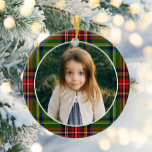 Décoration En Céramique Photo traditionnelle de Noël Plaid<br><div class="desc">L'ornement traditionnel en céramique de Noël est orné d'une belle plaque de Noël rouge et vert.</div>