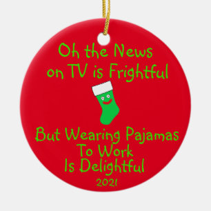 Décoration En Céramique Porter un pyjama au travail est une magnifique Orn