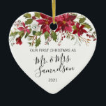 Décoration En Céramique Premier Noël Marié Rouge Poinsettia Aquarelle<br><div class="desc">Élégant ornement de poinsettia fleurie de Noël pour le premier marié M. et Mme Nom. Couleurs rouge,  blanc et vert. Personnalisez-les en ajoutant votre nom. Faites un cadeau parfait pour votre conjoint (mari ou femme). Forme cardiaque.</div>