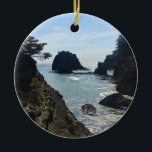 Décoration En Céramique Secret Beach, Samuel H. Boardman, Oregon<br><div class="desc">De belles vues vous attendent à Secret Beach dans le couloir Pittoresque Samuel H. Boardman, le long de la côte sud de l'Oregon. À Thunder Rock Cove, vous empruntez le sentier "Beach & Falls" qui traverse une crique et se termine à Secret Beach. Elle porte bien son nom car on...</div>