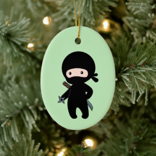 Décoration En Céramique Tiny Ninja Holding Throwing Star sur Green