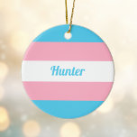 Décoration En Céramique Transgenre Rainbow Cute Noël personnalisé<br><div class="desc">Drapeau transgenre ornement de Noël qui peut être customisé avec votre nom ou un autre texte. Soutenez vos amis trans avec ce cadeau mignon qui présente les couleurs du drapeau transgenre bleu,  rose et blanc du bébé. Personnalisez ce joli cadeau en bleu.</div>