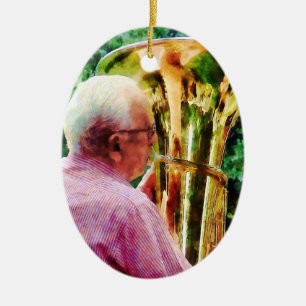 Décoration En Céramique Un Homme Joue À Tuba
