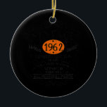 Décoration En Céramique Vintage 1962 60e anniversaire Cadeau Hommes femmes<br><div class="desc">Vintage 1962 60e Anniversaire Cadeau Hommes Femmes Cadeau Design original Cadeau. Un cadeau parfait pour votre père, maman, papa, hommes, femmes, amis et membres de la famille le jour de Thanksgiving, Noël, Fête des mères, Fête des pères, 4 juillet, 1776 Jour indépendant, Fête des anciens combattants, Fête de l'Halloween, Fête...</div>