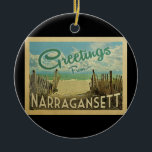 Décoration En Céramique Vintage voyage de plage de Narragansett<br><div class="desc">Ce design de carte postale vintage de Greutages From Narragansett comprend une plage de sable avec une belle eau turquoise de l'océan et au-dessus de la mer,  un ciel bleu avec des nuages blancs lustrés. Dans un style de voyage vintage.</div>