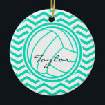 Décoration En Céramique Volley-ball personnalisé; Aqua Green Chevron<br><div class="desc">Vous aimerez ce joli design personnalisé de volley-ball sur motif à rayures d'aqua,  vert turquoise et blanc chevron. Un cadeau idéal pour les joueurs de beach-volley ou d'intérieur ou les amateurs de sport.</div>