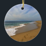 Décoration En Céramique Vue depuis le Wedge, Newport Beach, Californie<br><div class="desc">Un matin d'hiver calme au Wedge en direction du nord vers Balboa Beach,  Newport Beach,  Californie. Au loin,  on aperçoit la jetée du Balboa. Photo prise en février 2016.</div>