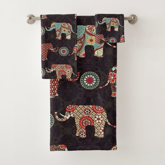 Decorative Elephant Pattern Bath Towel (En situation)
