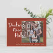 Découvrir de nouvelles salles | Faire-part Red Mov (Debout devant)