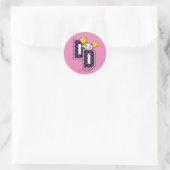 Dee Dee Athletic Letters Graphic Ronde Sticker (Tas)